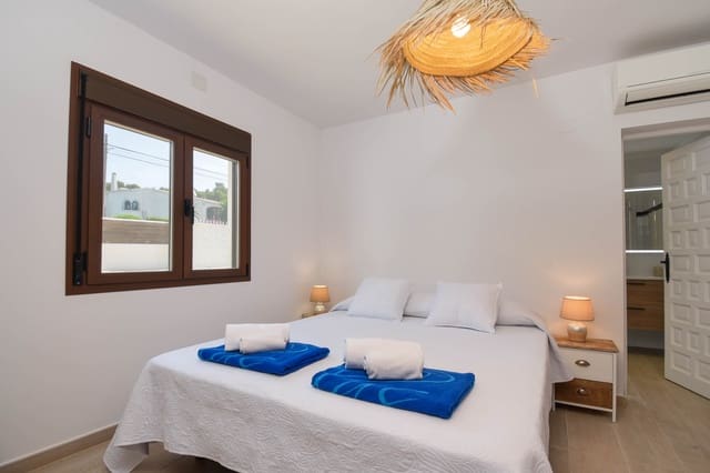 Villa/Maison de 3 chambres de location de vacances à La Granadella  - Costa Nova, Javea / Xàbia avec piscine garage - 1 106 € (Ref: 6075626)