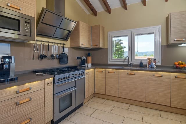 3 bedroom Villa for holiday rental in Montgó - Ermita, Javea / Xàbia with pool garage - € 1,026 (Ref: 6147728)