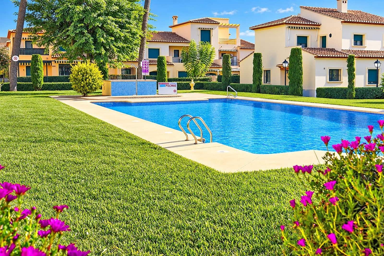 1 bedroom Apartment for holiday rental in Javea / Xabia with pool - € 449 (Ref: 6209971)