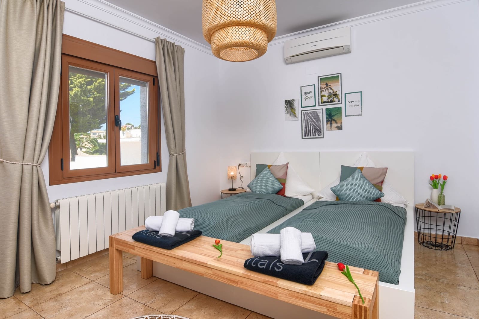 4 bedroom Villa for holiday rental in Javea / Xabia with pool garage - € 1,124 (Ref: 6209974)