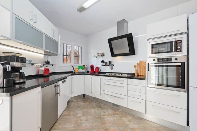 3 bedroom Villa for holiday rental in Partides comunes - Adsubia, Javea / Xàbia with pool garage - € 1,124 (Ref: 6466758)