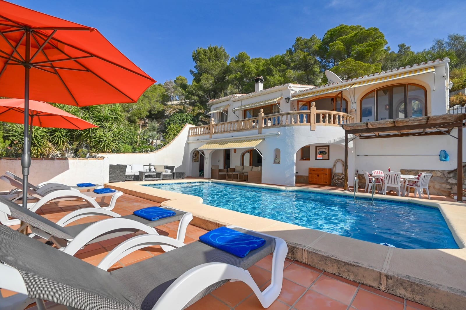 3 sovrum Villa för semesterbostäder i Javea / Xabia med pool garage - 1 124 € (Ref: 6466758)