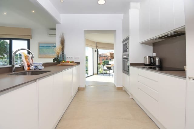 3 slaapkamer Villa voor vakantieverhuur in Benissa met zwembad garage - € 917 (Ref: 6560123)