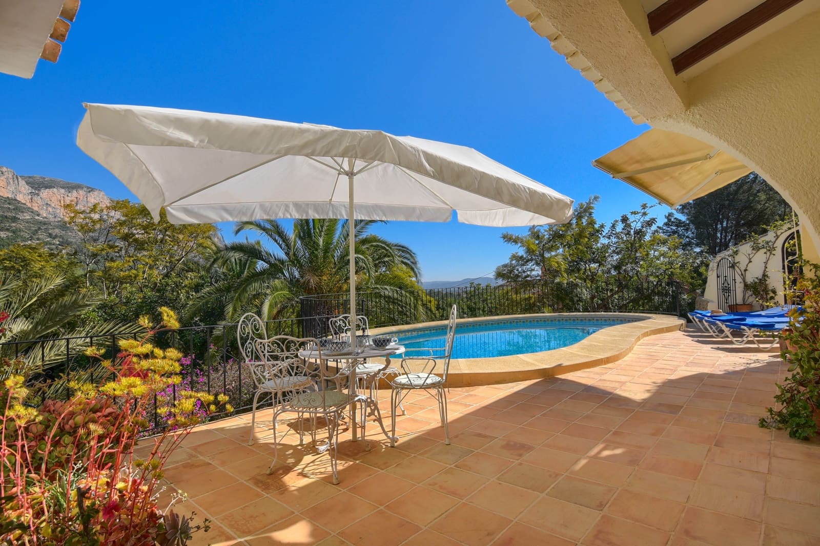 3 slaapkamer Villa voor vakantieverhuur in Jesus Pobre met zwembad garage - € 743 (Ref: 6714659)