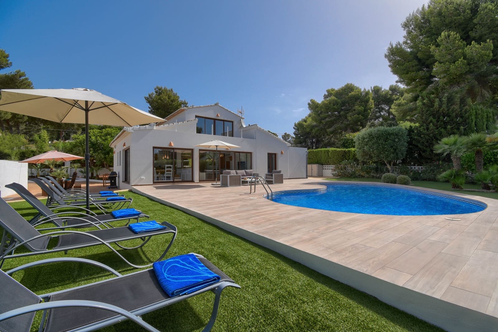 2 bedroom Villa for holiday rental in Javea / Xabia with pool garage - € 797 (Ref: 6755108)
