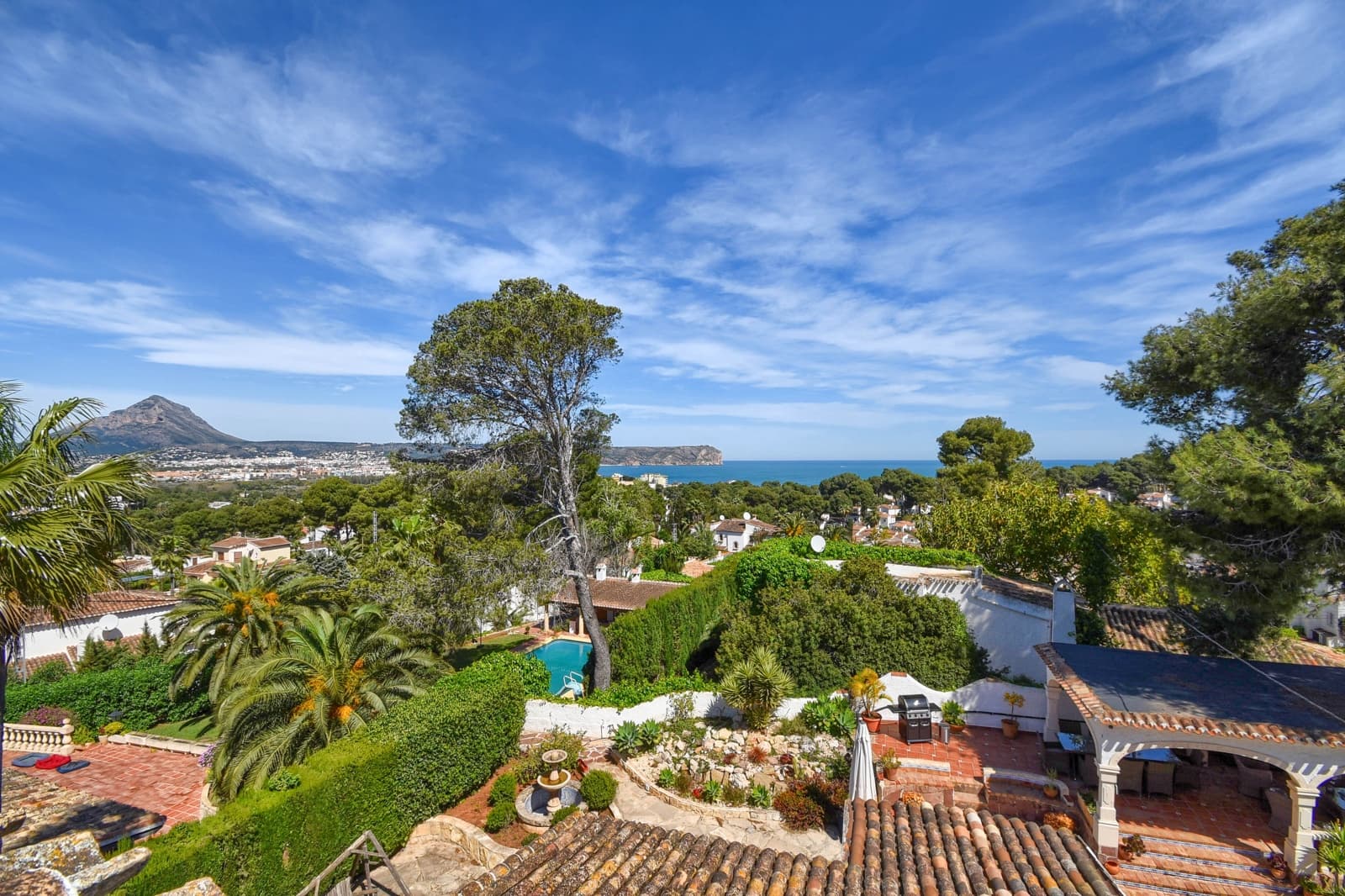 5 bedroom Villa for holiday rental in Javea / Xabia with pool garage - € 1,773 (Ref: 6774466)