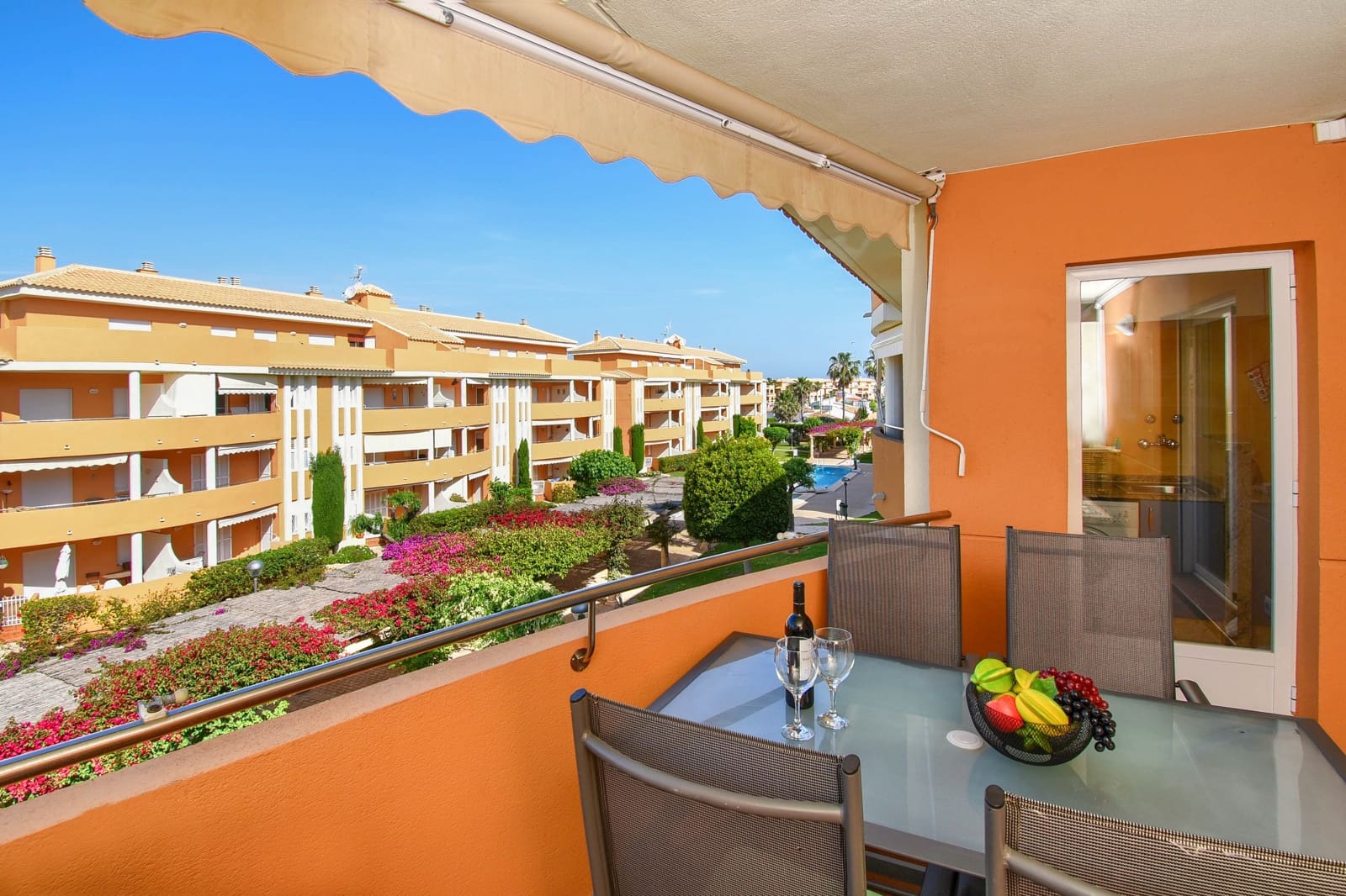 2 makuuhuone Huoneisto lomavuokrausta paikassa Denia mukana uima-altaan 
autotalli - 453 € (Ref: 6876536)