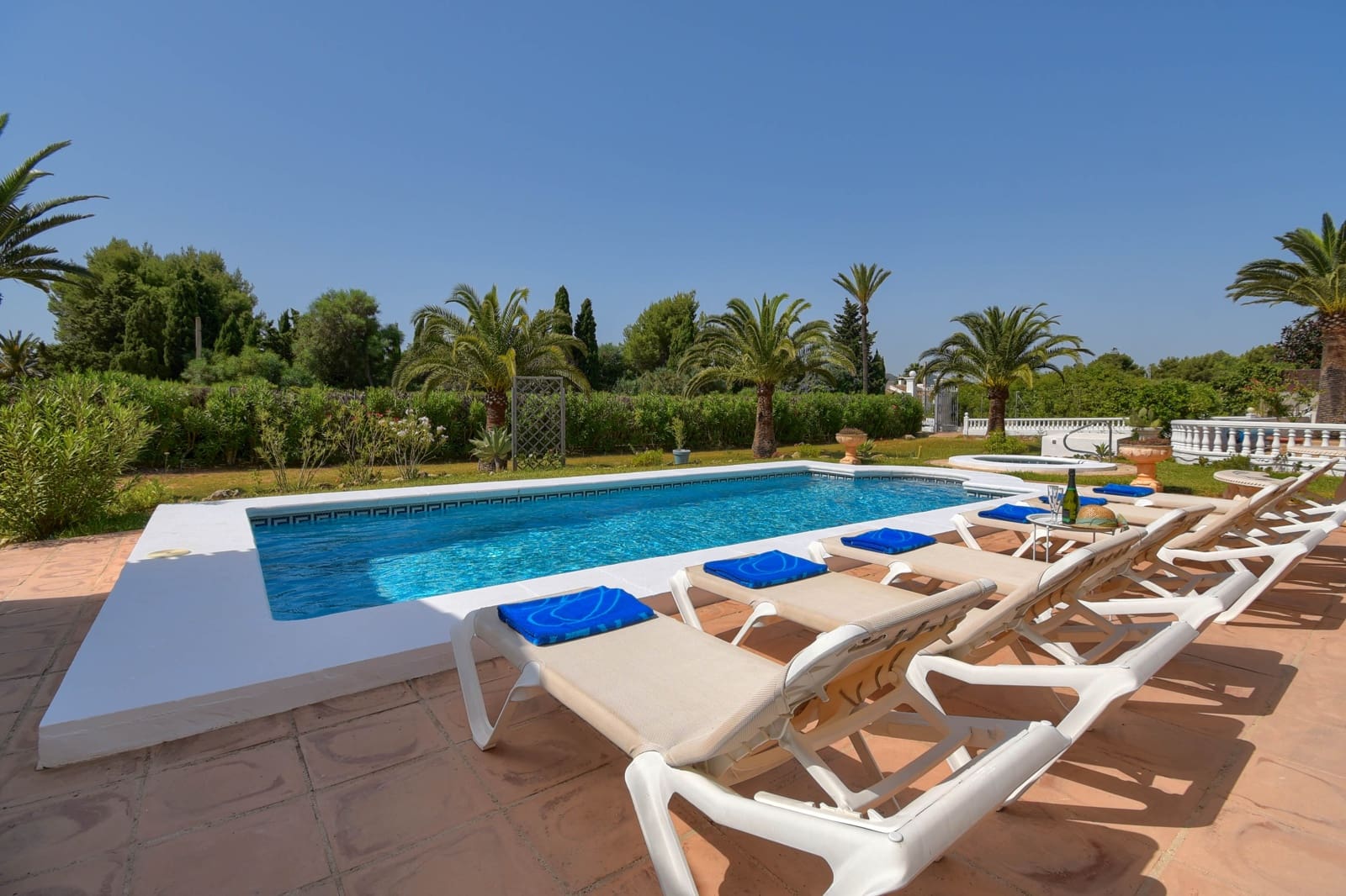 3 makuuhuone Huvila lomavuokrausta paikassa Javea / Xabia mukana uima-altaan 
autotalli - 1 076 € (Ref: 6931128)