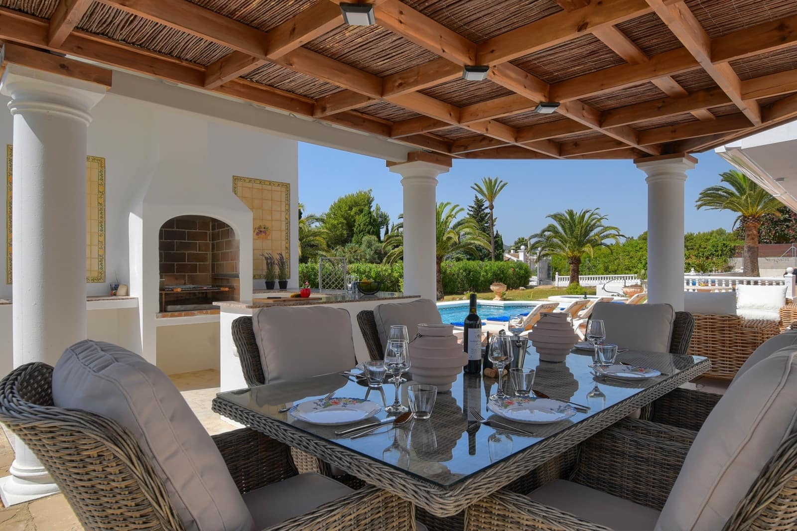 3 bedroom Villa for holiday rental in Javea / Xabia with pool garage - € 1,076 (Ref: 6931128)