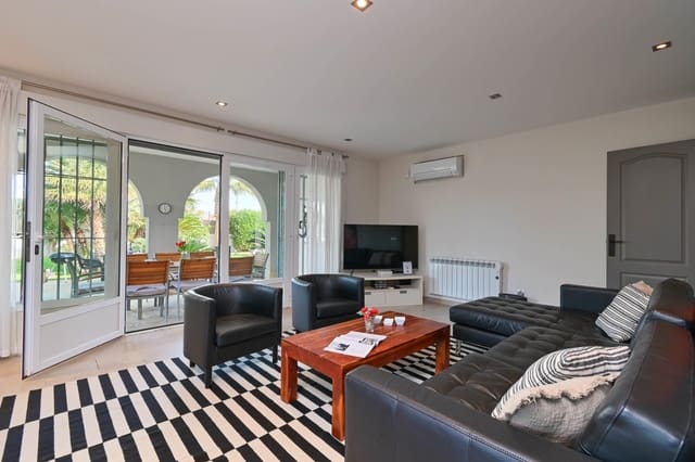 3 slaapkamer Villa voor vakantieverhuur in El Palmar - Los Molinos, Dénia met zwembad garage - € 861 (Ref: 6931129)