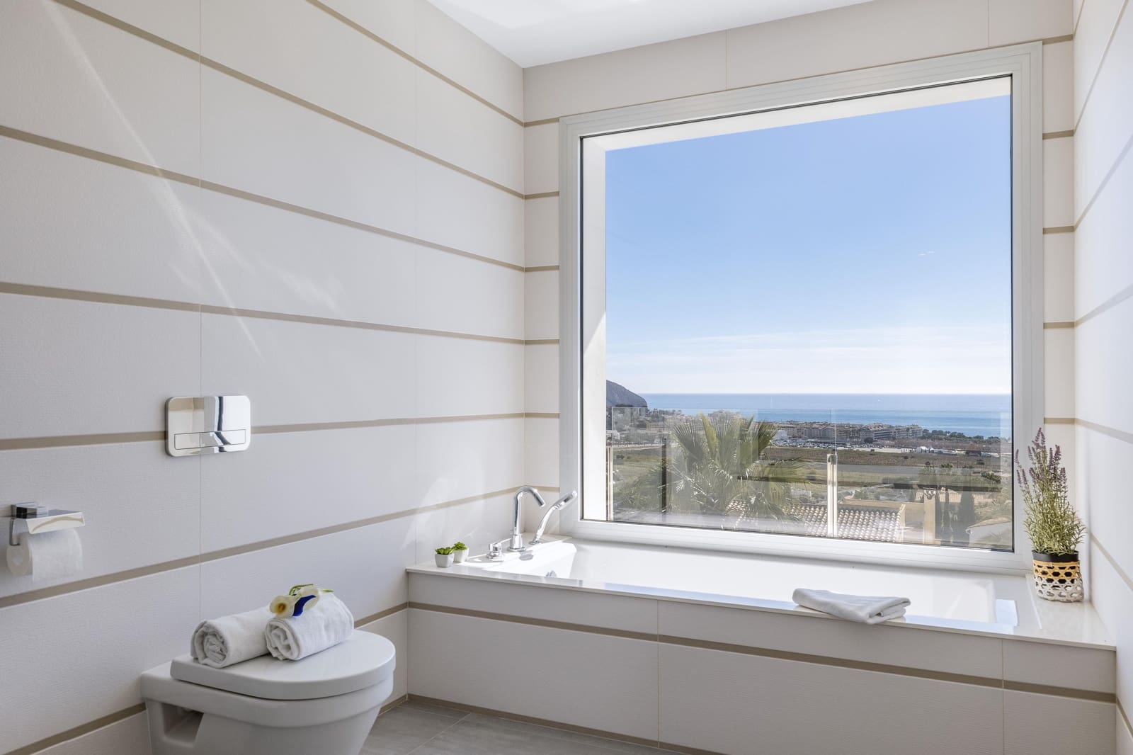 2 Zimmer Ferienvilla in Moraira mit Pool Garage - 1.079 € (Ref: 6960652)