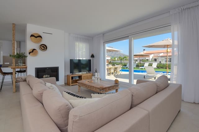 3 bedroom Villa for holiday rental in Partides comunes - Adsubia, Javea / Xàbia with pool garage - € 1,066 (Ref: 7006806)