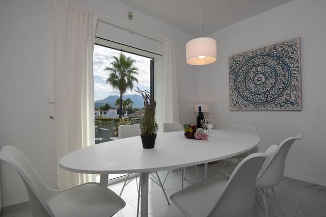 3 bedroom Townhouse for holiday rental in La Sella with pool garage - € 773 (Ref: 7006807)