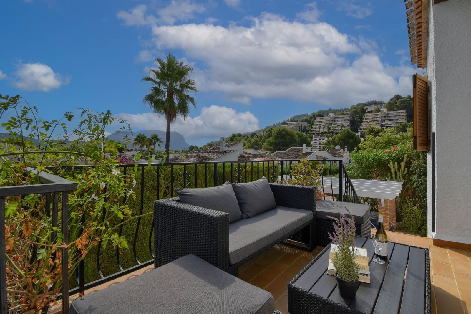 3 bedroom Townhouse for holiday rental in La Sella with pool garage - € 773 (Ref: 7006807)