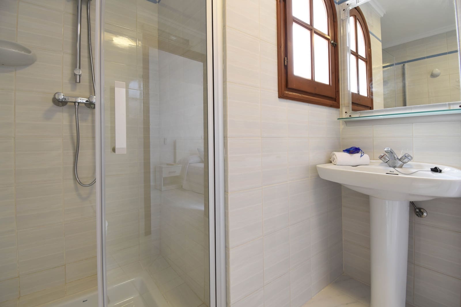 3 bedroom Townhouse for holiday rental in La Sella with pool garage - € 773 (Ref: 7006807)