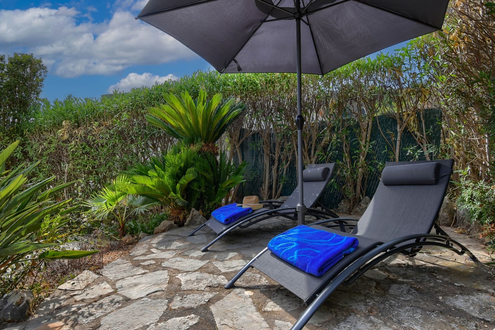 3 bedroom Townhouse for holiday rental in La Sella with pool garage - € 773 (Ref: 7006807)