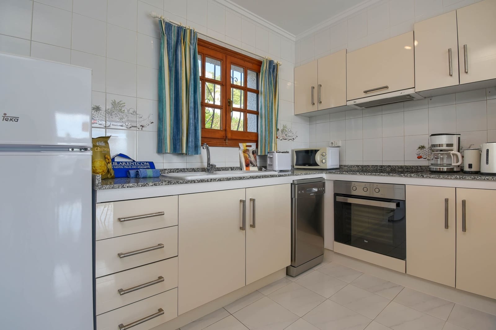 2 sovrum Hus för semesterbostäder i La Sella med pool garage - 639 € (Ref: 7006808)