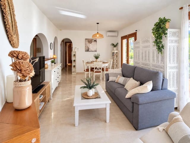 3 Zimmer Ferienvilla in Cumbre del Sol, Benitachell / Benitatxell mit Pool Garage - 737 € (Ref: 7332229)