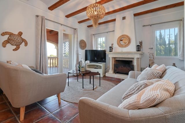 Villa/Maison de 3 chambres de location de vacances à La Granadella  - Costa Nova, Javea / Xàbia avec piscine garage - 843 € (Ref: 7332231)