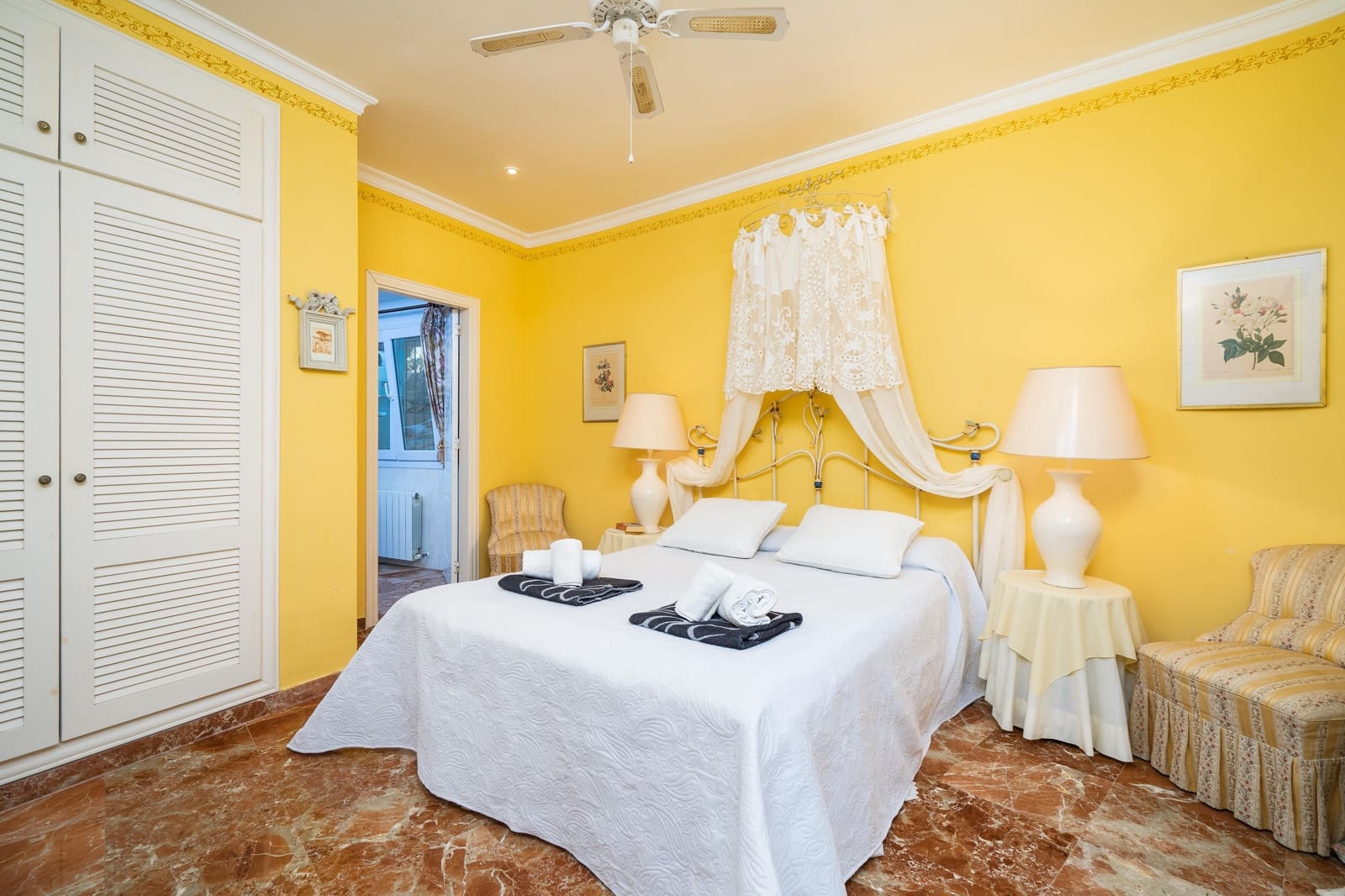 6 sypialnia Willa na kwatery wakacyjne w Ambolo z basenem garażem - 8 616 € (Ref: 7490405)