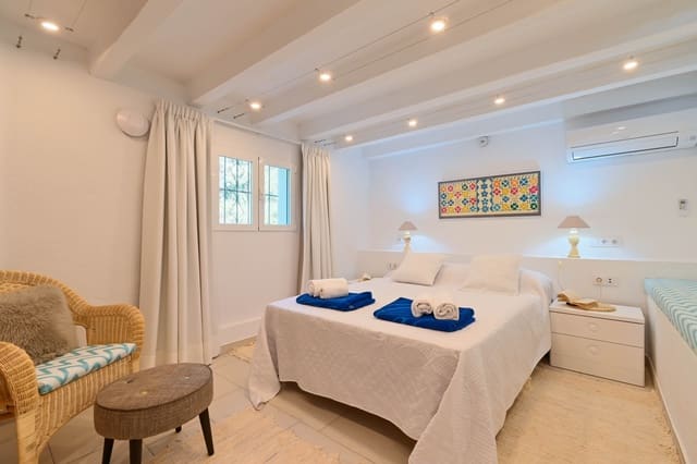 3 camera da letto Villa da affitare come casa vacanza in Montgó - Ermita, Javea / Xàbia con piscina garage - 867 € (Rif: 7494939)