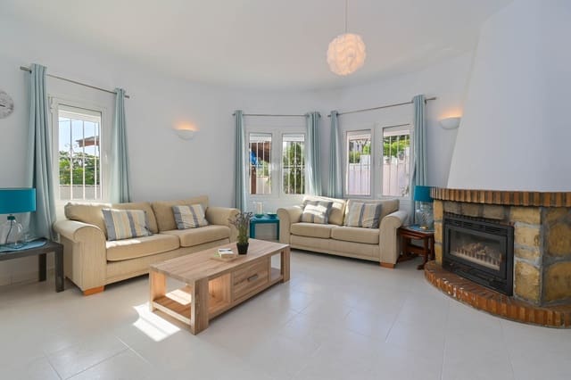 2 slaapkamer Finca/Landhuis voor vakantieverhuur in Benissa met zwembad garage - € 536 (Ref: 7503786)