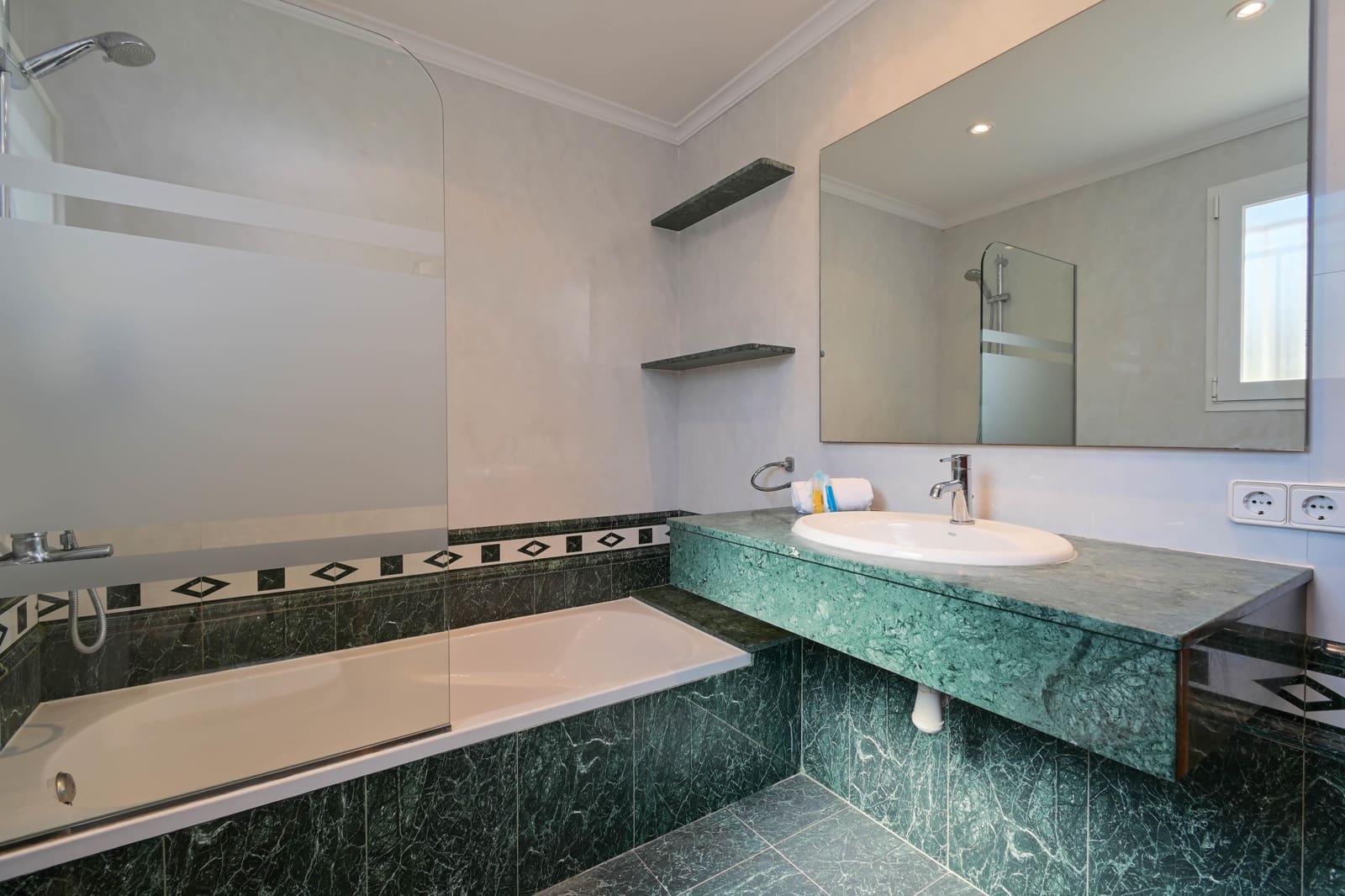 3 Zimmer Ferienvilla in Javea / Xabia mit Pool Garage - 858 € (Ref: 7622997)