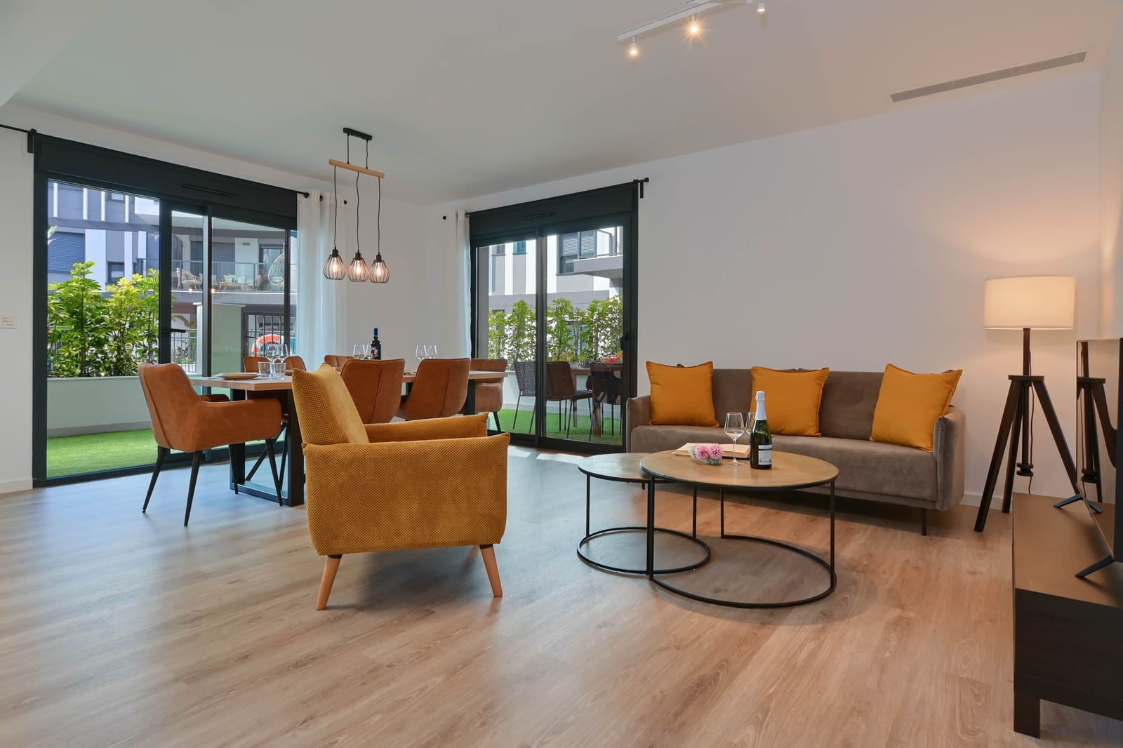 3 Zimmer Ferienapartment in Javea / Xabia mit Pool Garage - 798 € (Ref: 7627871)