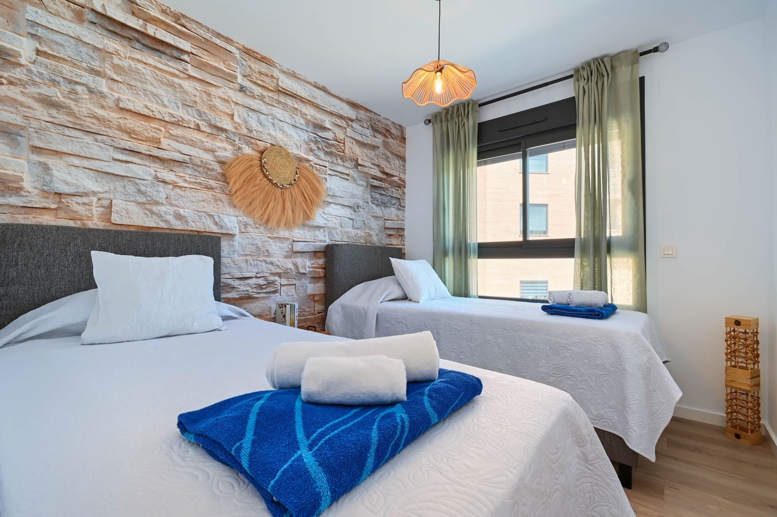 3 slaapkamer Appartement voor vakantieverhuur in Javea / Xabia met zwembad garage - € 772 (Ref: 7627872)