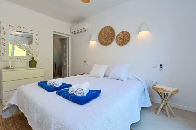 3 bedroom Villa for holiday rental in Cap Martí - El Tossalet - Pinomar, Javea / Xàbia with pool garage - € 985 (Ref: 7646738)