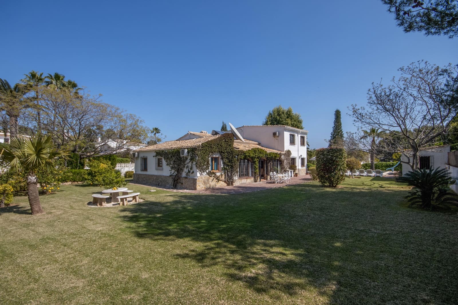 5 makuuhuone Huvila lomavuokrausta paikassa Javea / Xabia mukana uima-altaan 
autotalli - 1 559 € (Ref: 7843982)