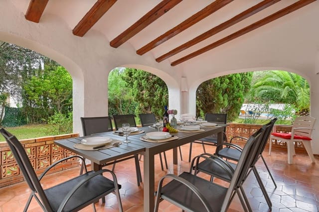 Chalet de 4 habitaciones en Montgó - Ermita, Javea / Xàbia en alquiler vacacional con piscina garaje - 943 € (Ref: 7870931)