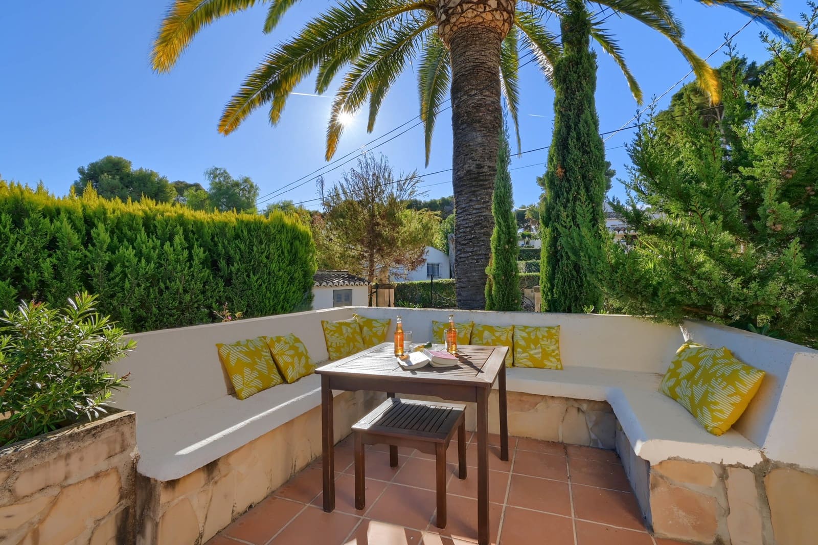 4 slaapkamer Villa voor vakantieverhuur in Javea / Xabia met zwembad garage - € 1.113 (Ref: 7977705)
