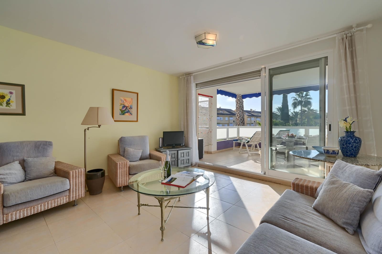   2 soveværelse   ferieLejlighed i Javea / Xabia   med   swimmingpool  garage  - € 661 (Ref: 8059187)