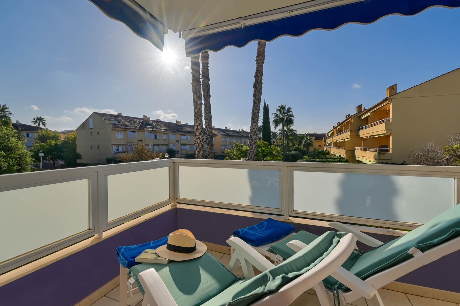   2 soveværelse   ferieLejlighed i Javea / Xabia   med   swimmingpool  garage  - € 661 (Ref: 8059187)