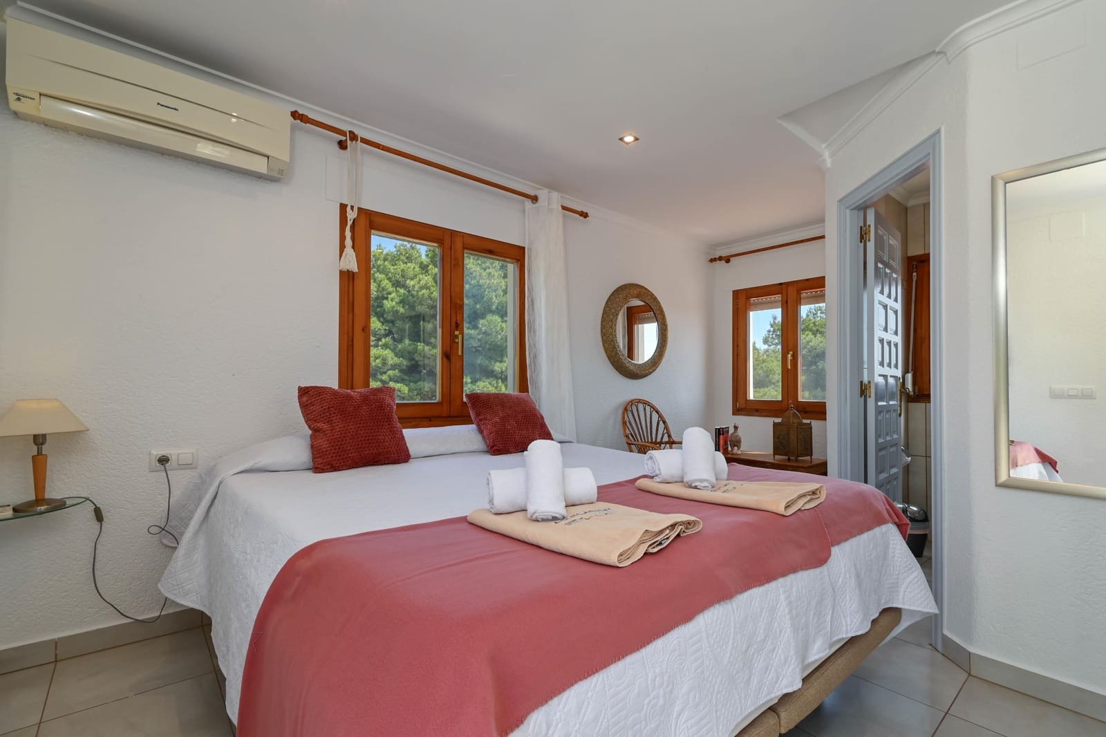 3 bedroom Villa for holiday rental in Javea / Xabia with pool garage - € 978 (Ref: 8061889)