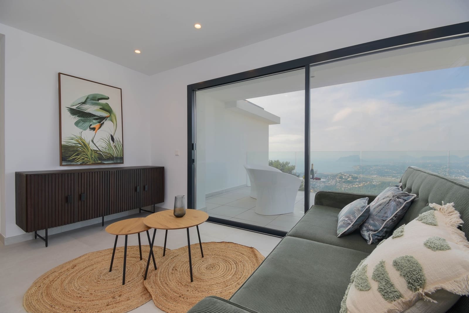 4 slaapkamer Villa voor vakantieverhuur in Cumbre del Sol met zwembad garage - € 1.615 (Ref: 8061893)