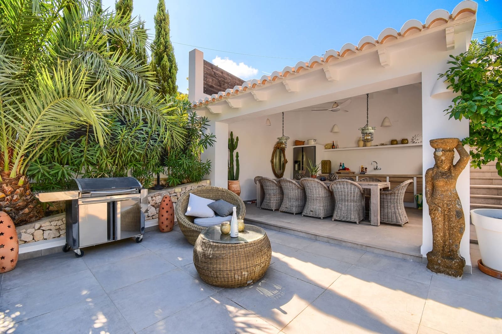 4 soverom Villa til salgs i Javea / Xabia med svømmebasseng garasje - € 1 611 (Ref: 8061895)