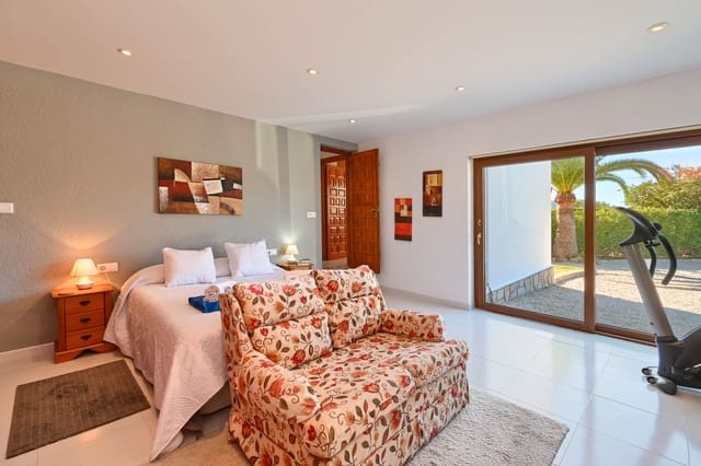 4 camera da letto Villa da affitare come casa vacanza in Montgó - Ermita, Javea / Xàbia con piscina garage - 1.221 € (Rif: 8061897)