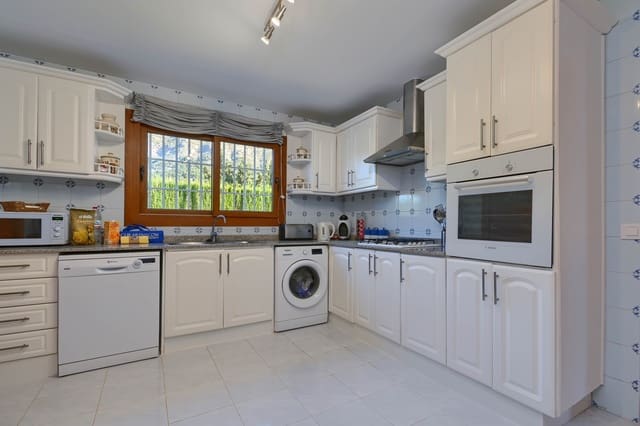 4 camera da letto Villa da affitare come casa vacanza in Montgó - Ermita, Javea / Xàbia con piscina garage - 1.221 € (Rif: 8061897)