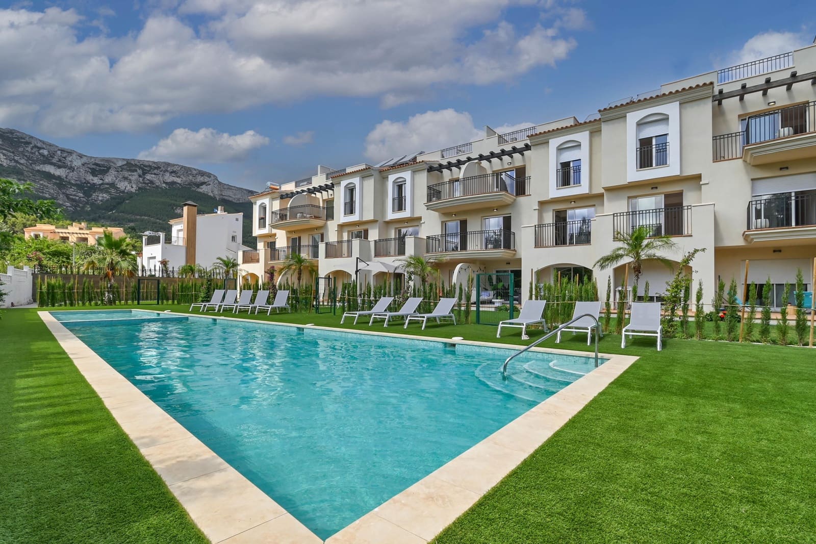 2 quarto Apartamento para arrendamento para férias em Denia com piscina Garagem - 517 € (Ref: 8061900)