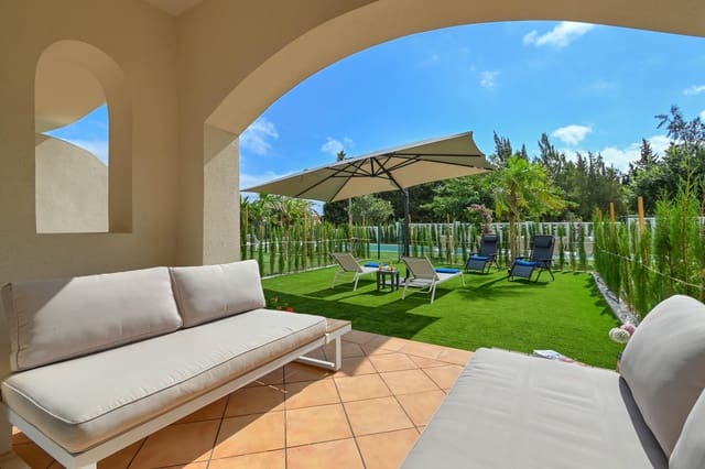 2 sovrum Lägenhet för semesterbostäder i El Montgó, Dénia med pool garage - 517 € (Ref: 8061900)