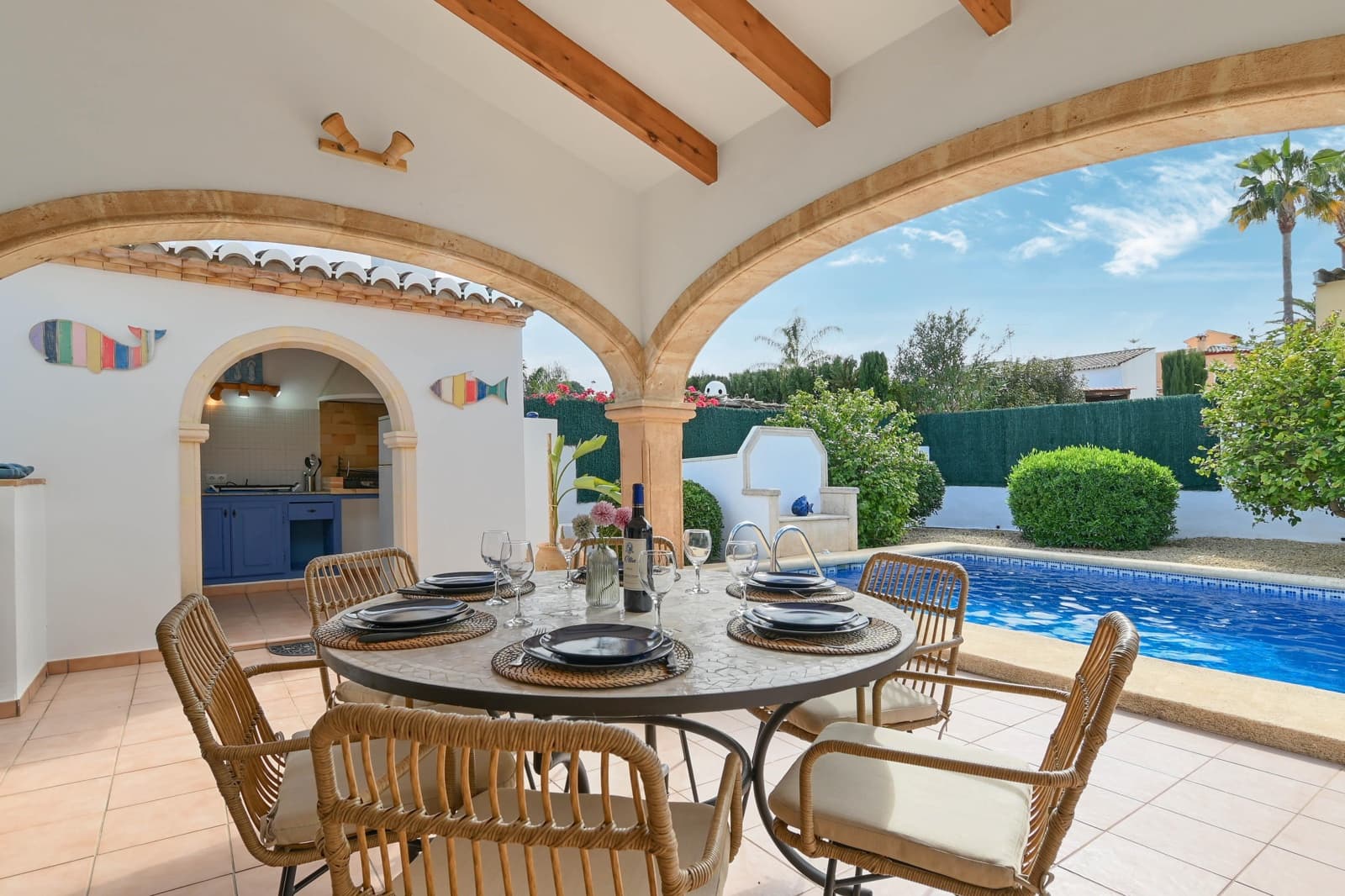 3 Zimmer Ferienvilla in Pinosol mit Pool Garage - 846 € (Ref: 8151379)