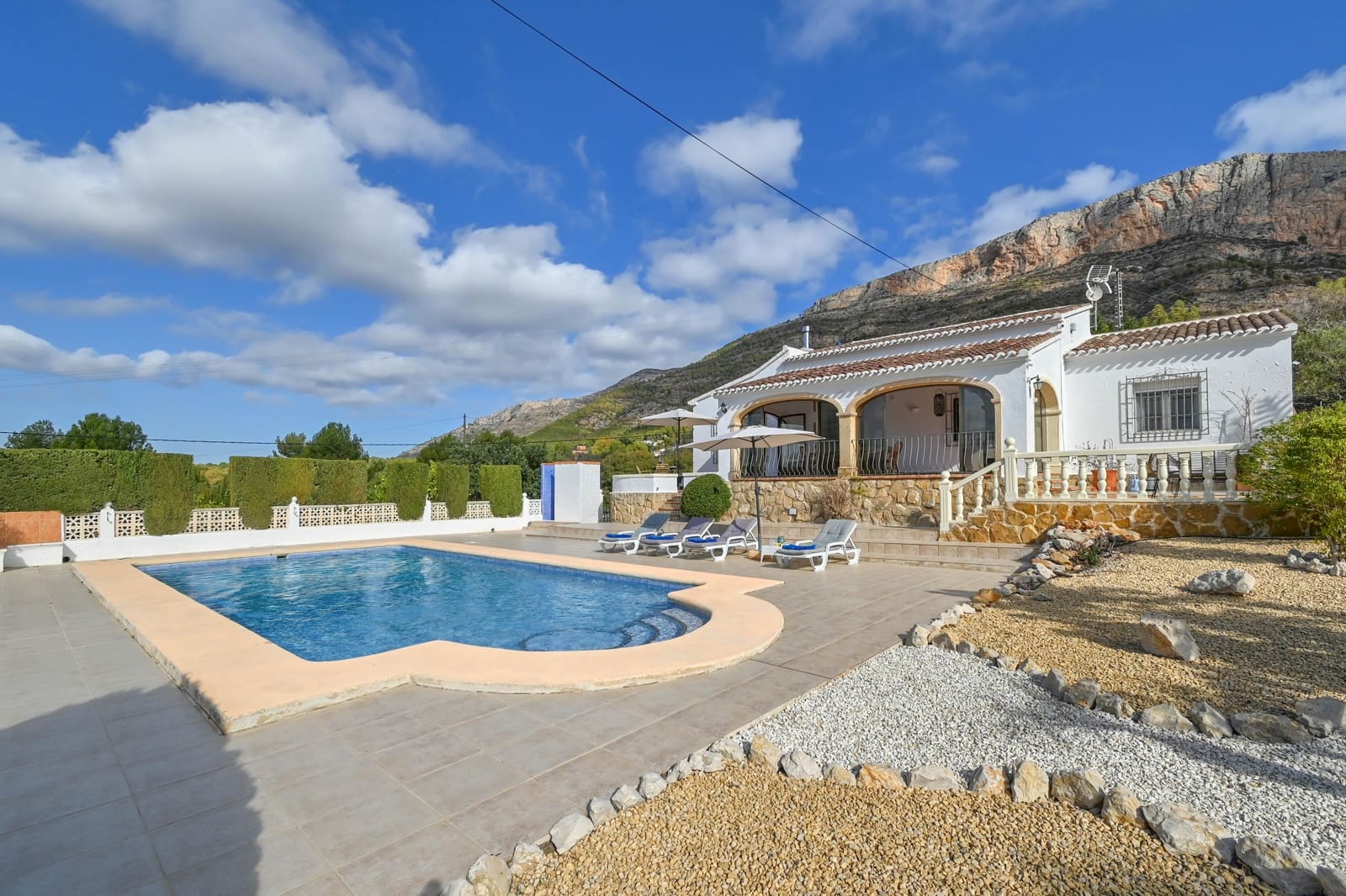 2 bedroom Villa for holiday rental in Javea / Xabia with pool garage - € 735 (Ref: 8151381)