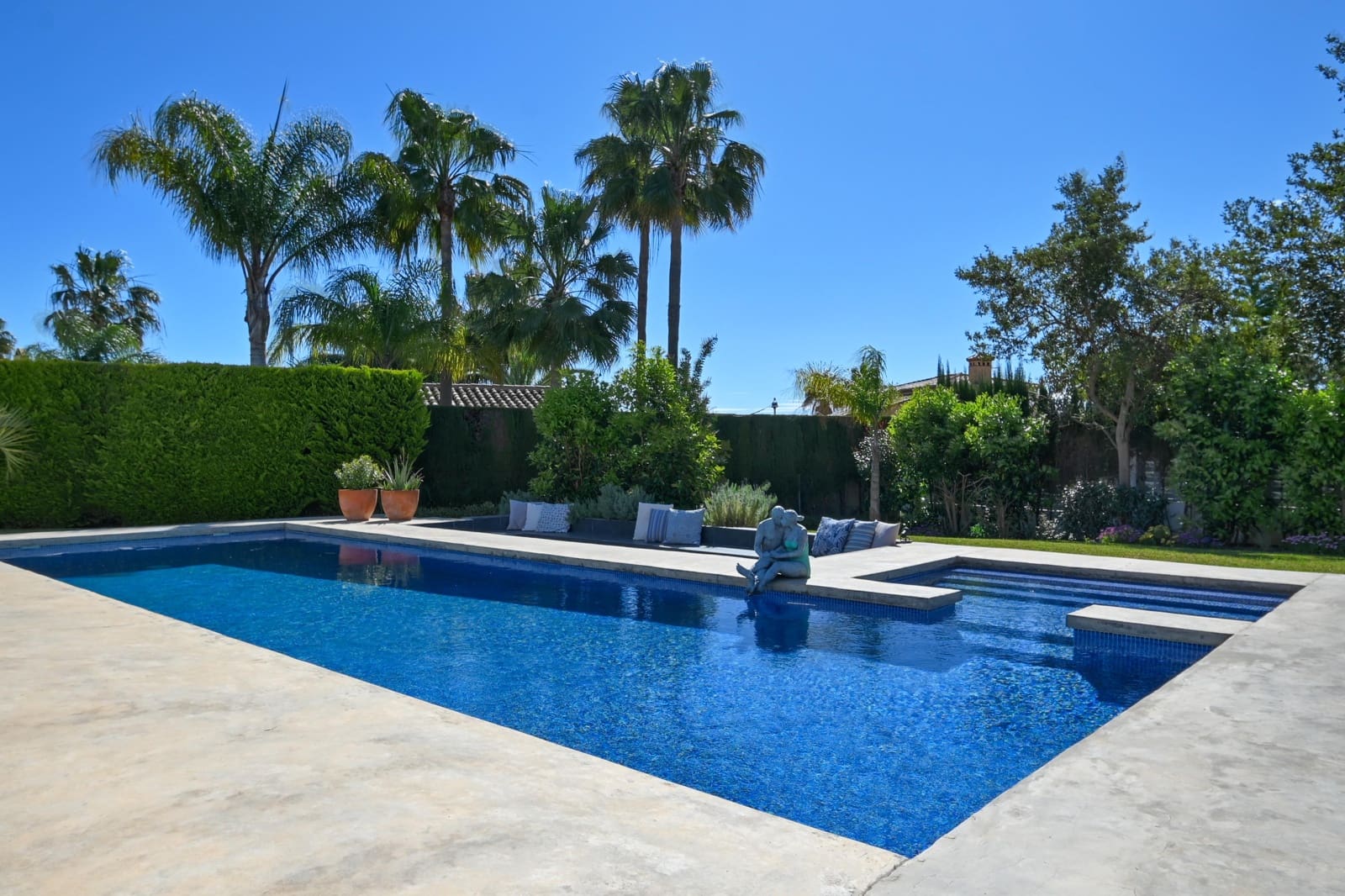 4 slaapkamer Villa voor vakantieverhuur in Javea / Xabia met zwembad garage - € 1.655 (Ref: 8176569)