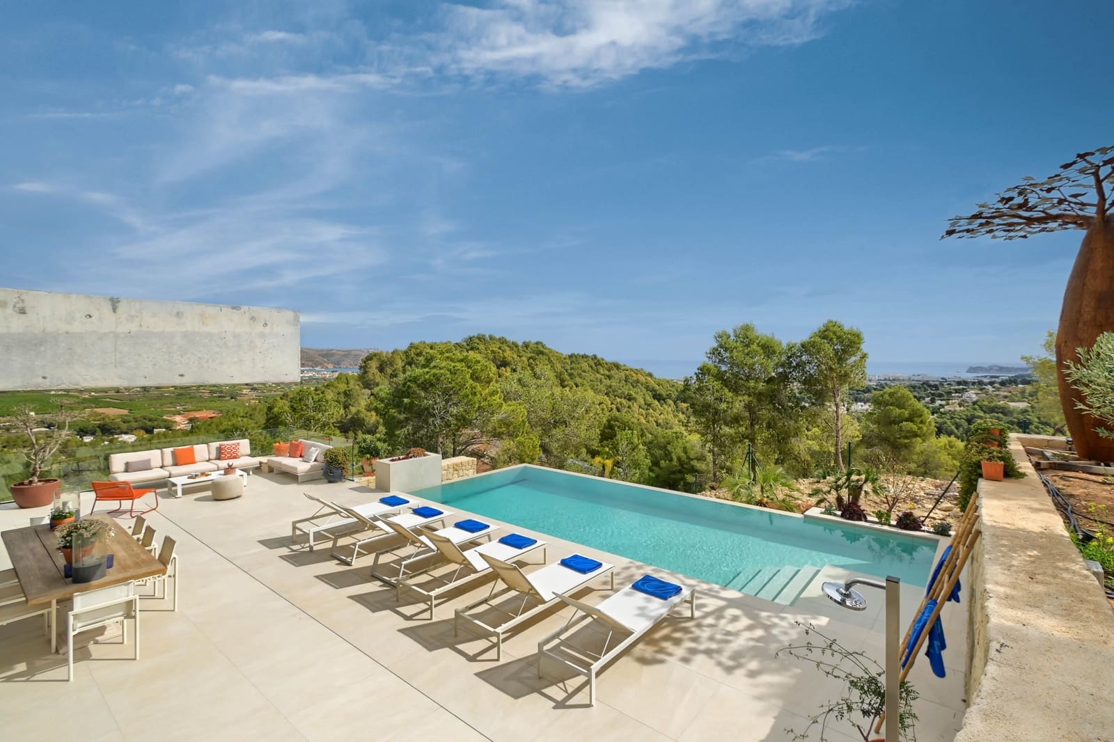 4 slaapkamer Villa voor vakantieverhuur in Javea / Xabia met zwembad garage - € 2.345 (Ref: 8200883)