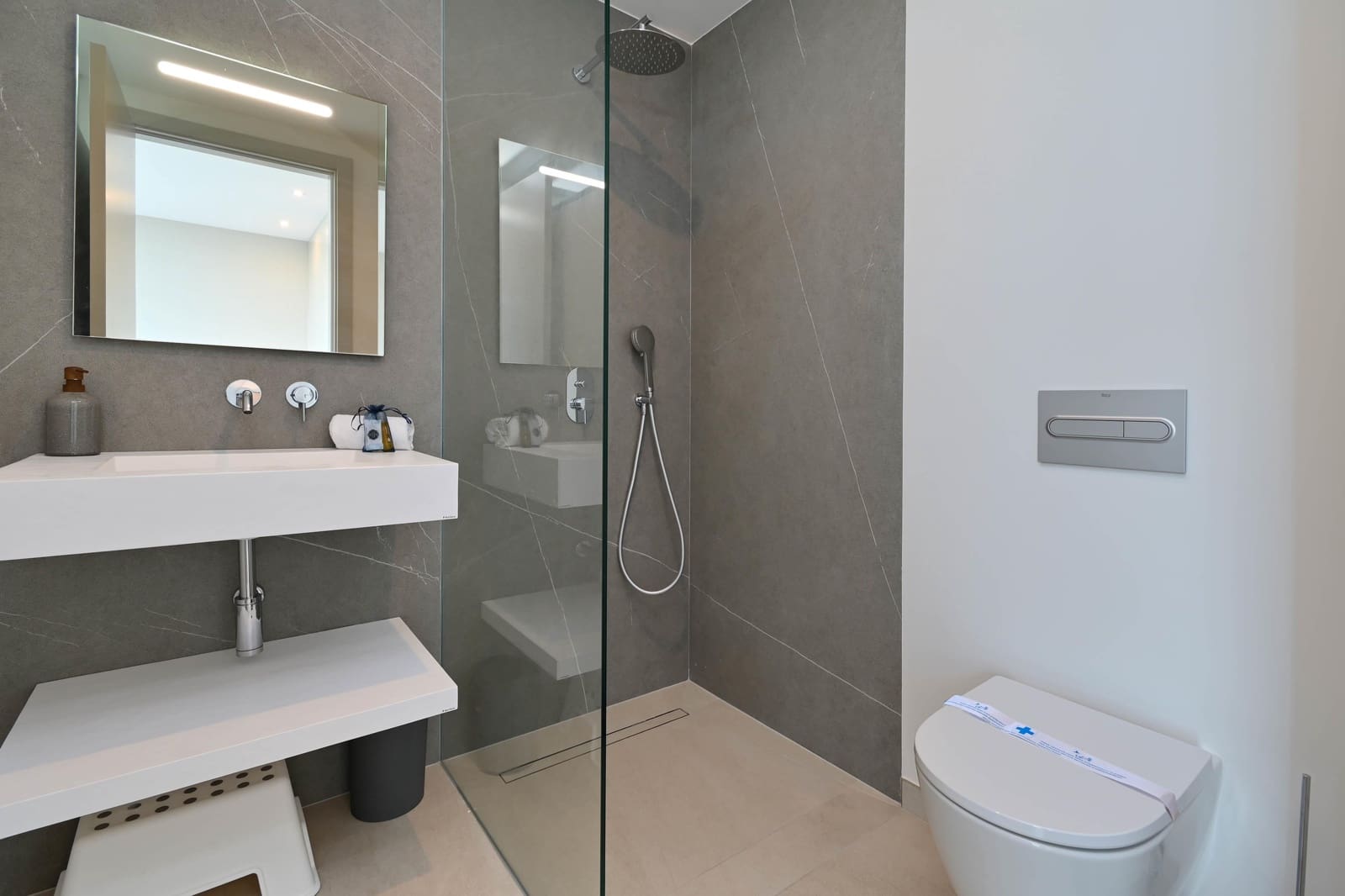 4 slaapkamer Villa voor vakantieverhuur in Javea / Xabia met zwembad garage - € 2.345 (Ref: 8200883)