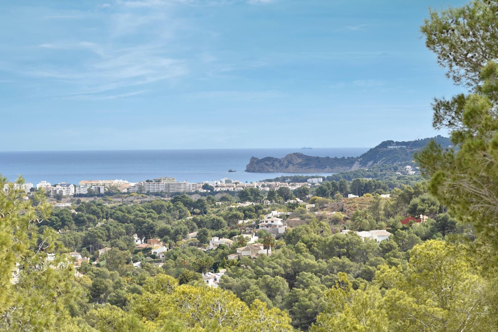 4 slaapkamer Villa voor vakantieverhuur in Javea / Xabia met zwembad garage - € 2.345 (Ref: 8200883)