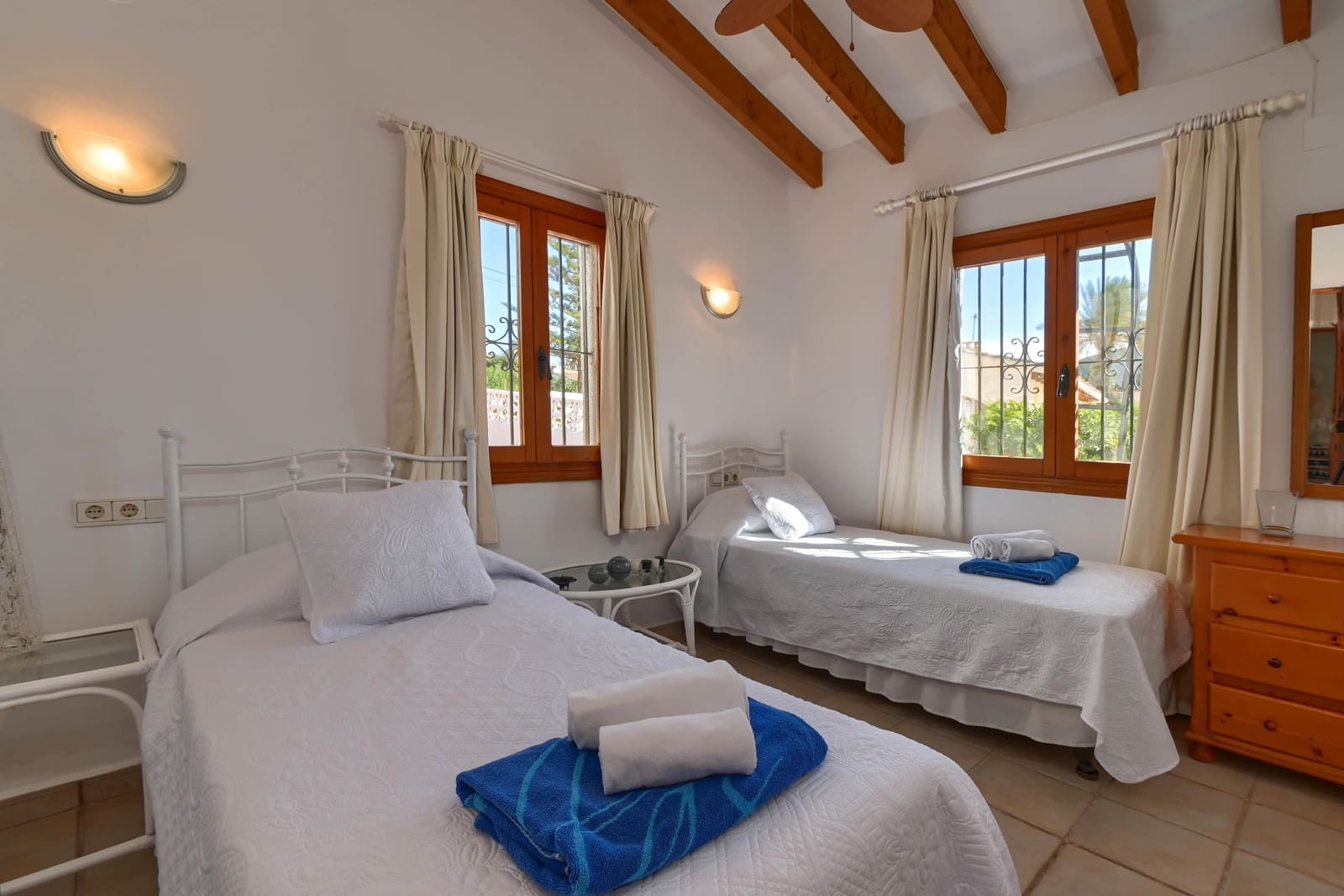 4 Zimmer Ferienvilla in Moraira mit Pool Garage - 964 € (Ref: 8322438)