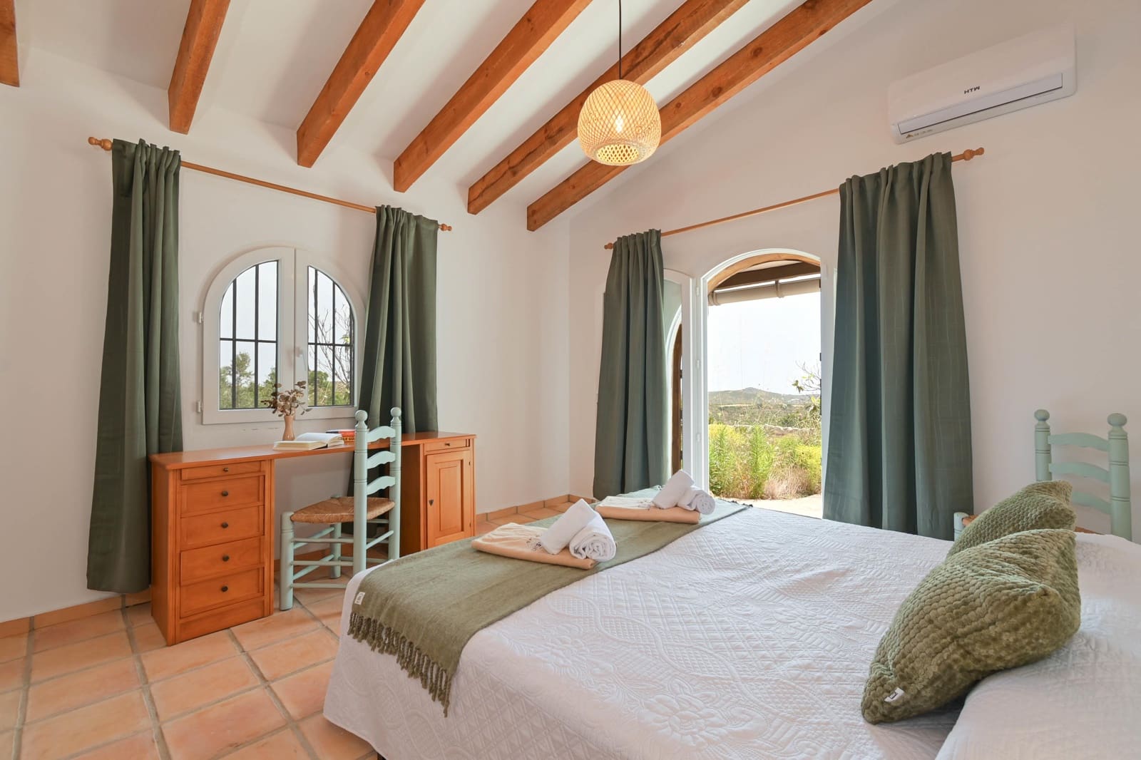 3 camera da letto Villa da affitare come casa vacanza in Cumbre del Sol con piscina garage - 692 € (Rif: 8327342)